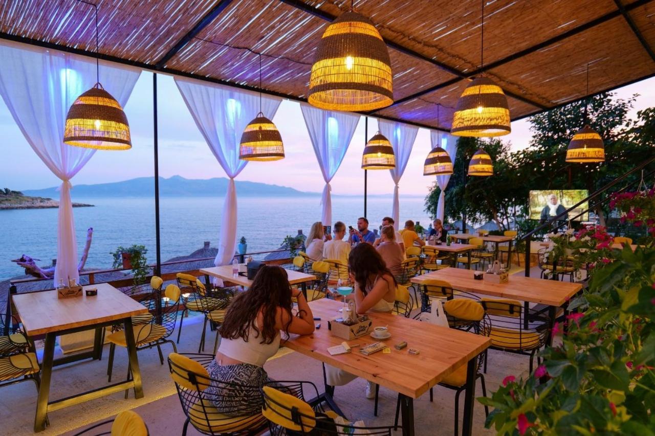 Siro Kerma Private Beach Villa Sarande Exterior photo