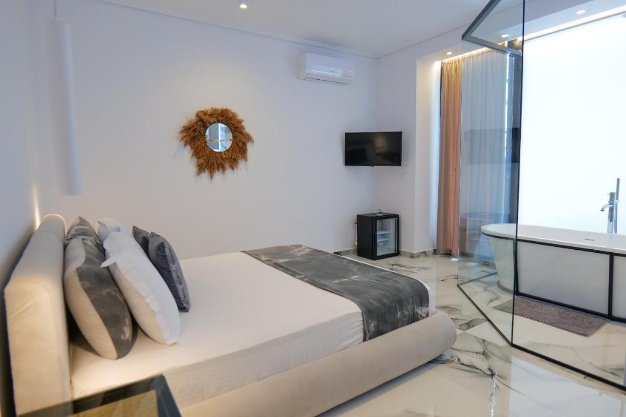 Siro Kerma Private Beach Villa Sarande Exterior photo