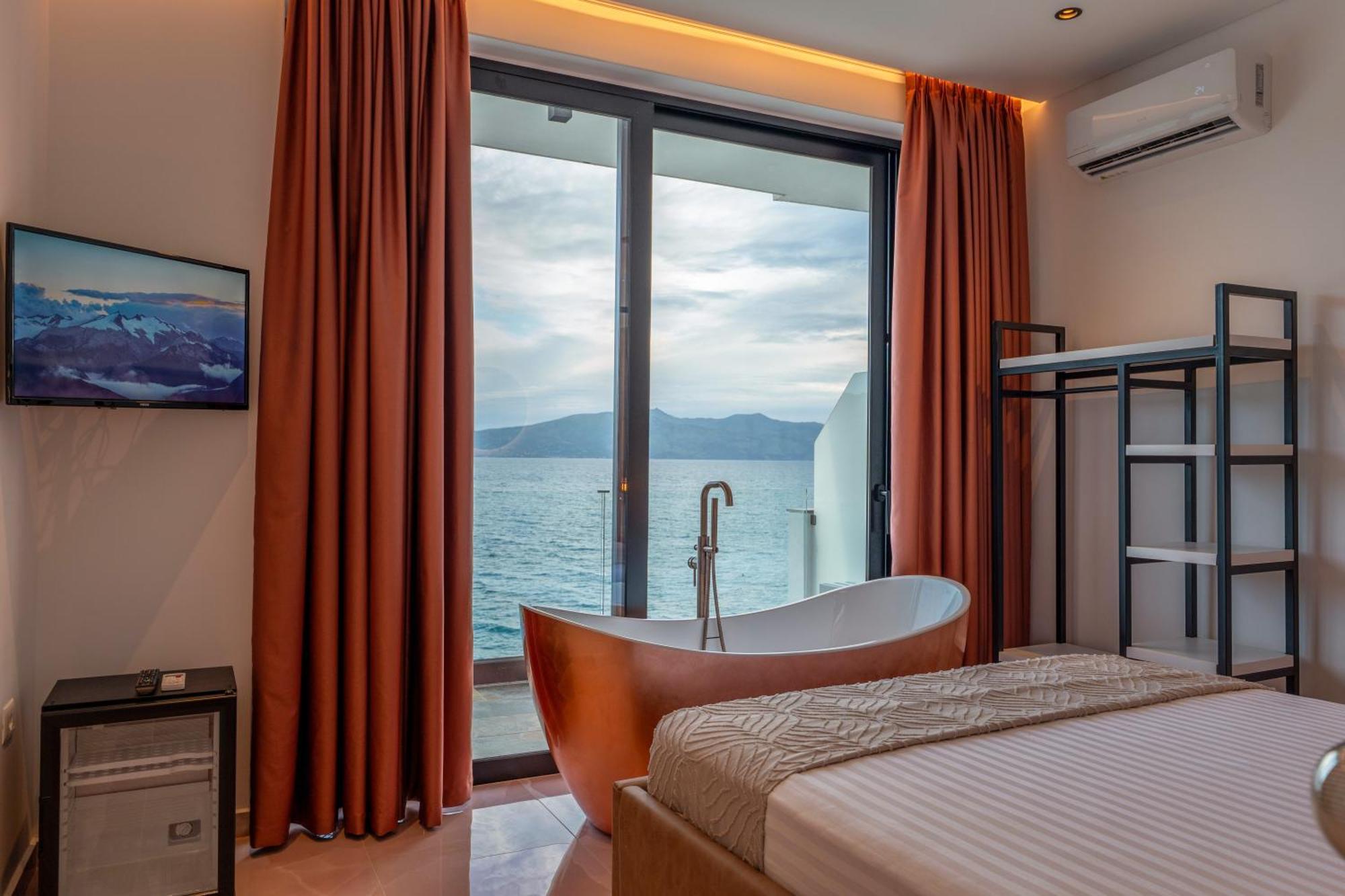 Siro Kerma Private Beach Villa Sarande Exterior photo